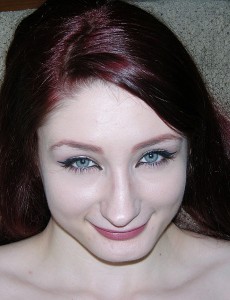 hairy-pussy-redhead-violet-model19