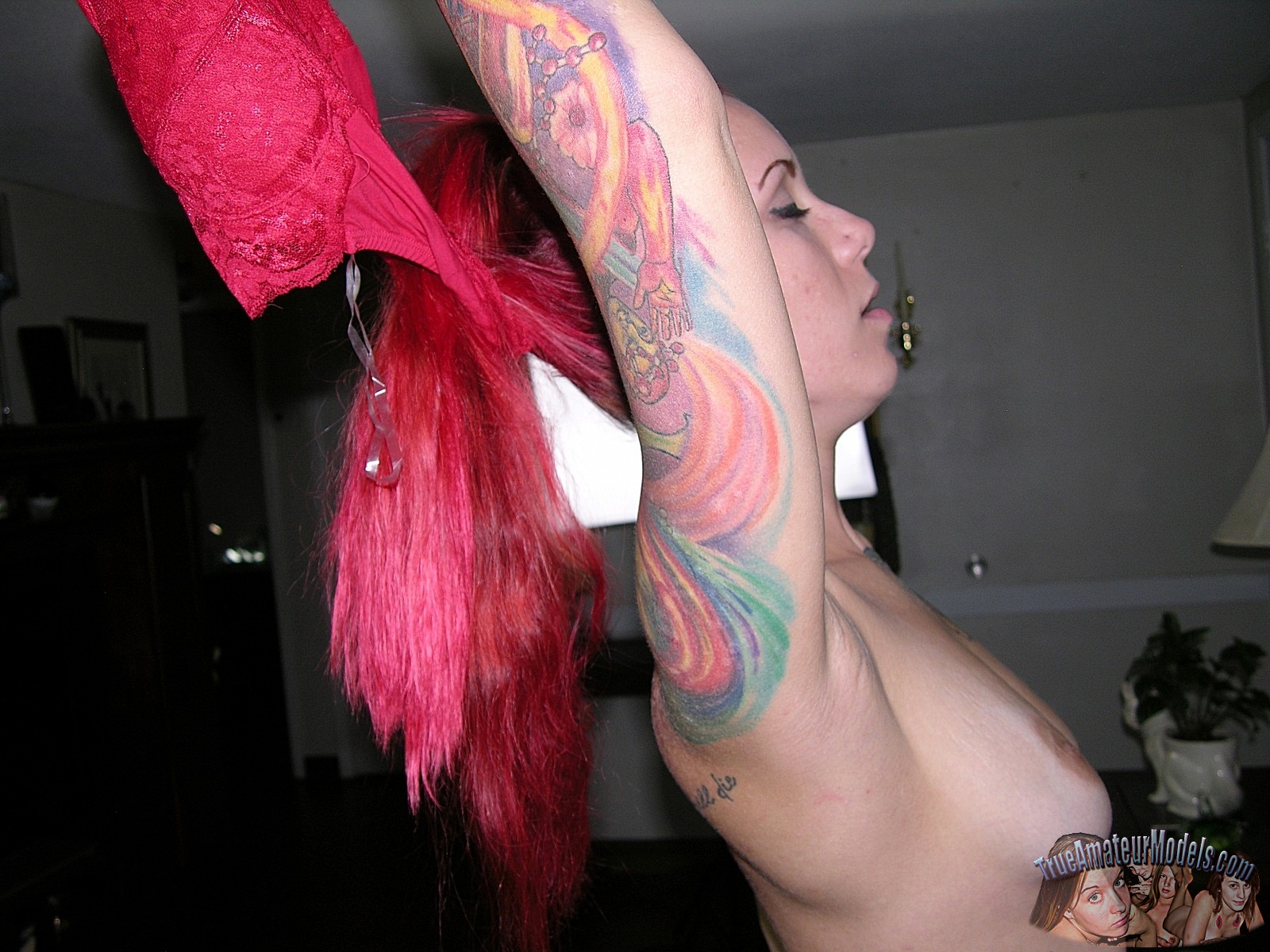 nude-tattooed-modeling-redhead6